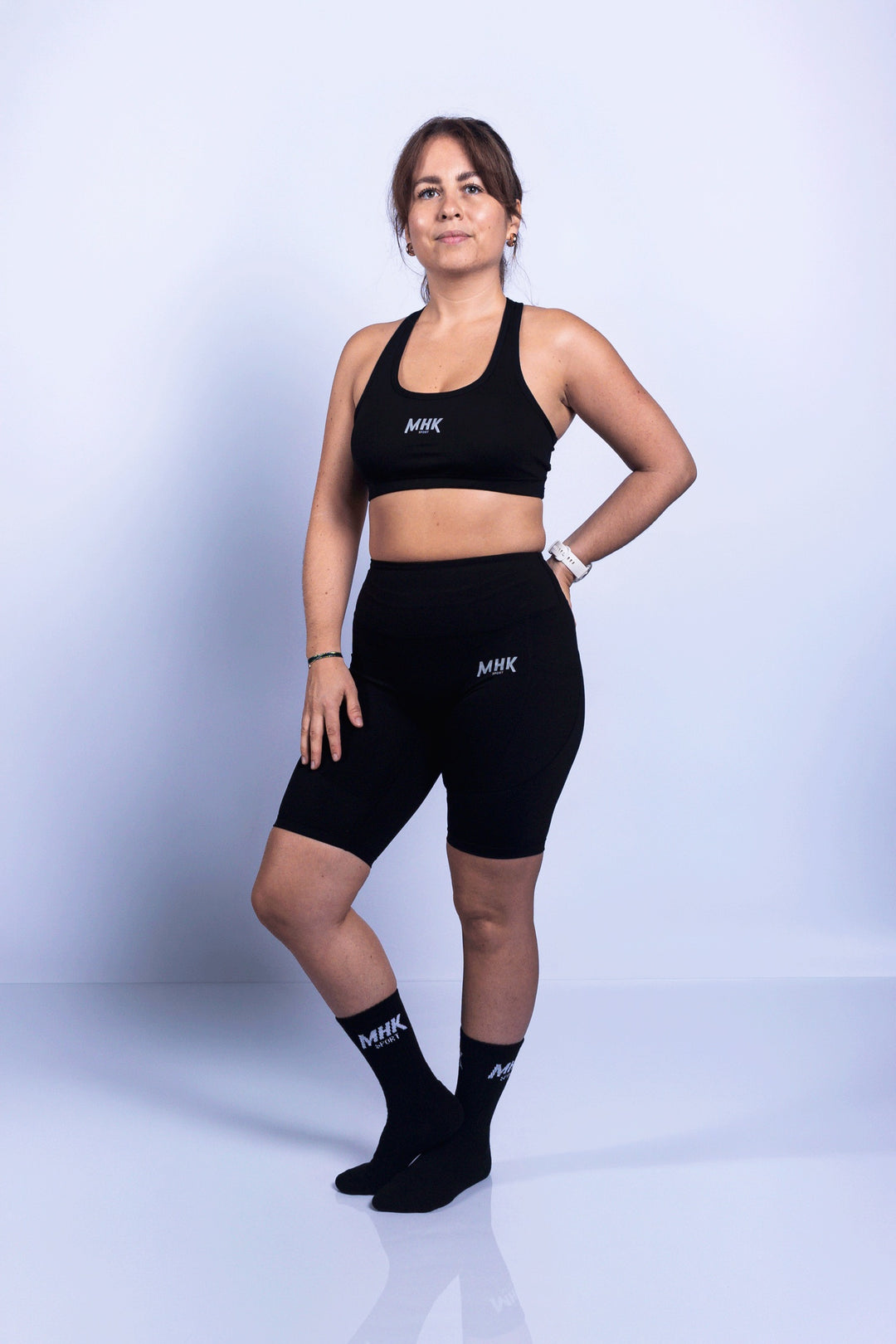 Cuissard MHK Sport — noir, femme, studio, ensemble brassière