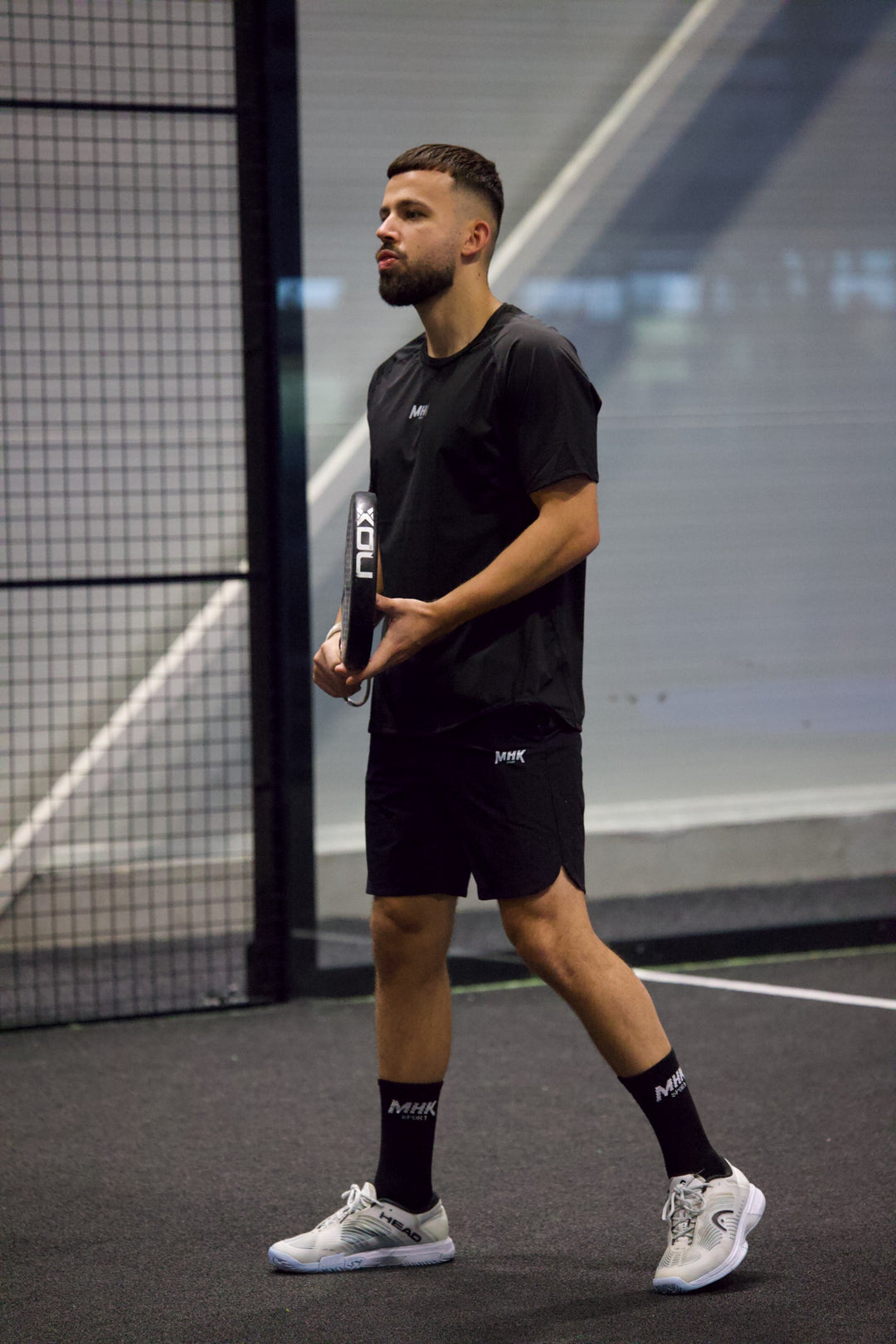 Short MHK Sport — noir, homme, padel, plan pied