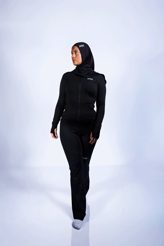 Legging patte d'éléphant MHK Sport — noir, femme, studio, plein pied